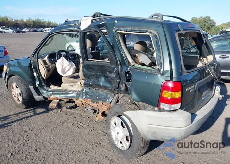 2004 Ford Escape Xlt из США, поврежденный, VIN 1FMCU93124DA10131